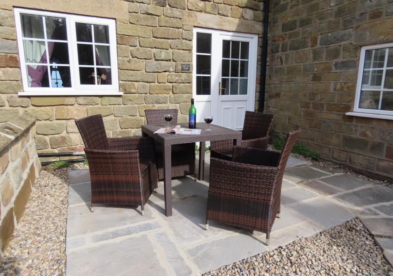 Smugglers Cove Cottage Ravenscar Exteriör bild